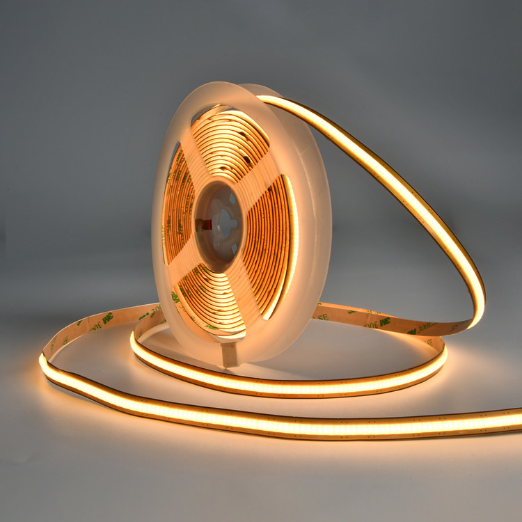 Gratis gesneden DC12V 528LEDS COB Strip Light 3000K Kleurtemperatuur IP 20