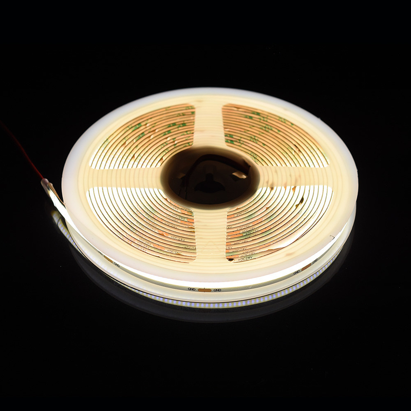 Aluminiumpaneel Dot-free COB LED strip met 528 LED's op 10mm band en 2700K/6500K kleur